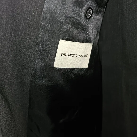 Pronto Uomo Men's Wool Suit